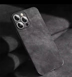 Coque style vintage finition alcantara iPhone Pro Max Mobile City