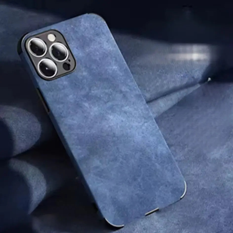 Coque style vintage finition alcantara iPhone Pro Max Mobile City